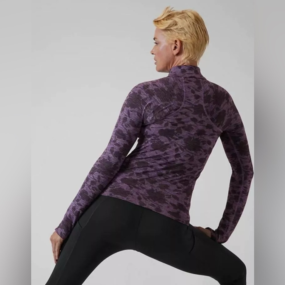 NWOT Athleta XS Momentum Half Zip Fitted Athletic Long Sleeve Top Purple Floral - Picture 3 of 8